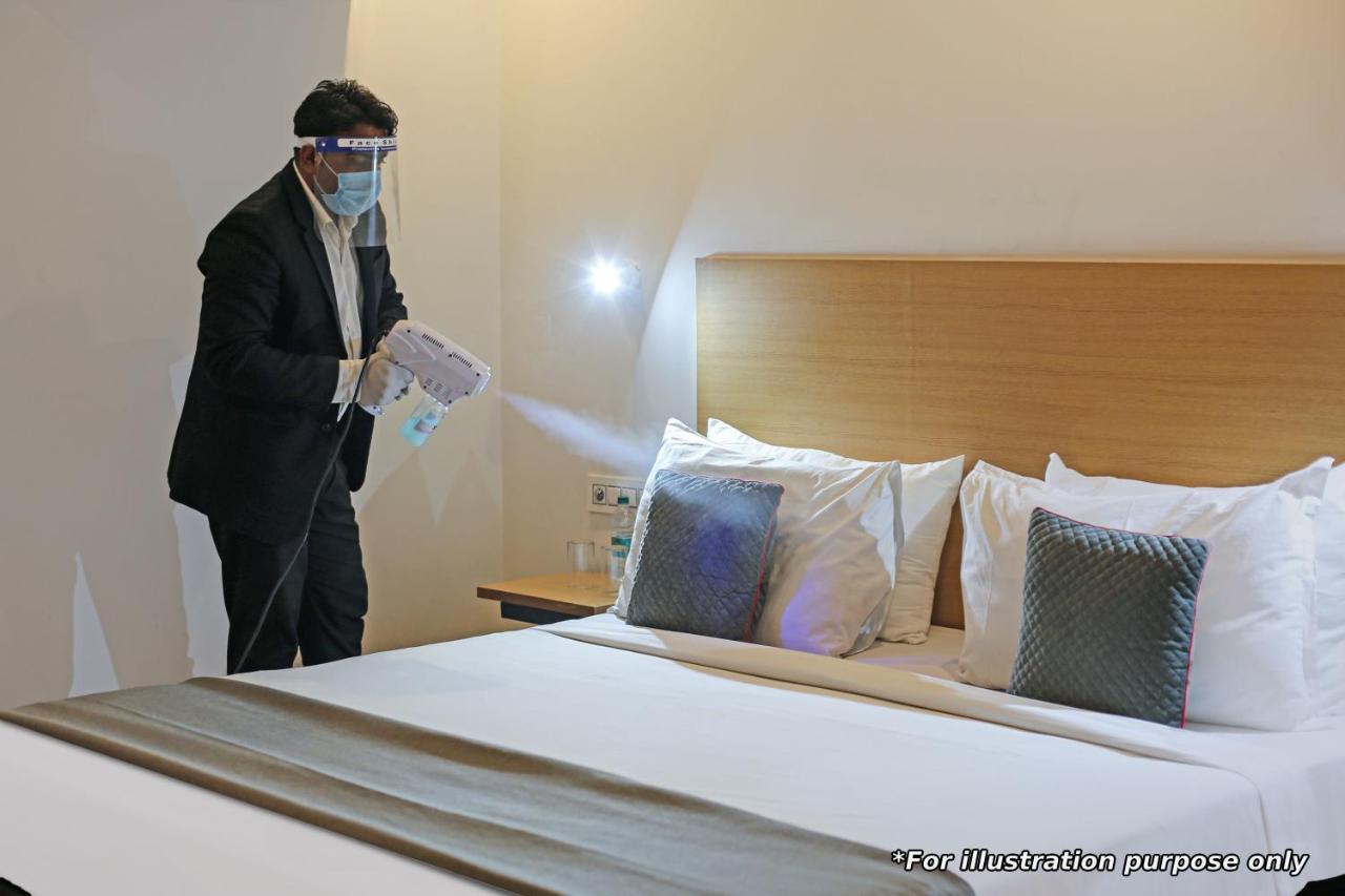 Hotel Townhouse Oak 92847 Glorious Palace Near Birla Mandir