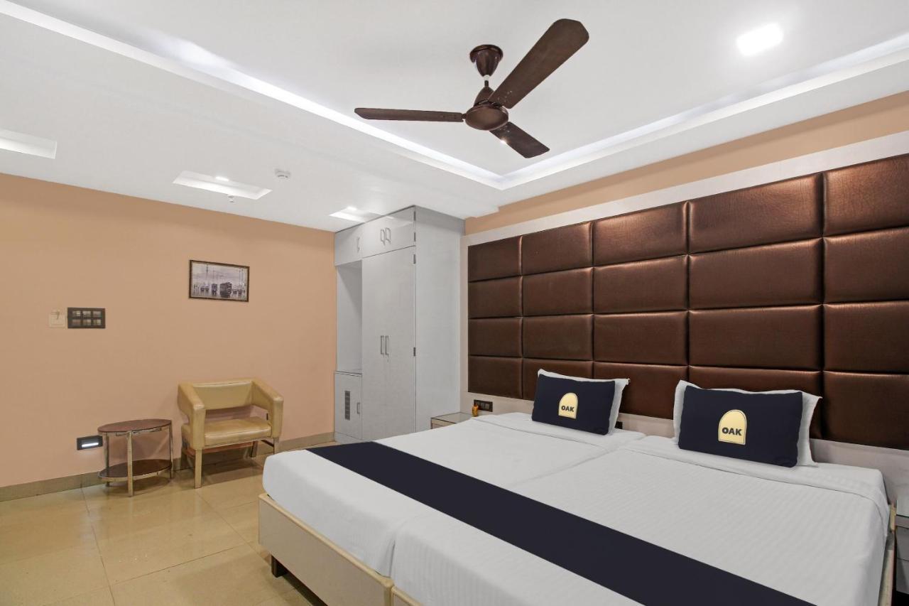 Townhouse Oak 92847 Glorious Palace Near Birla Mandir